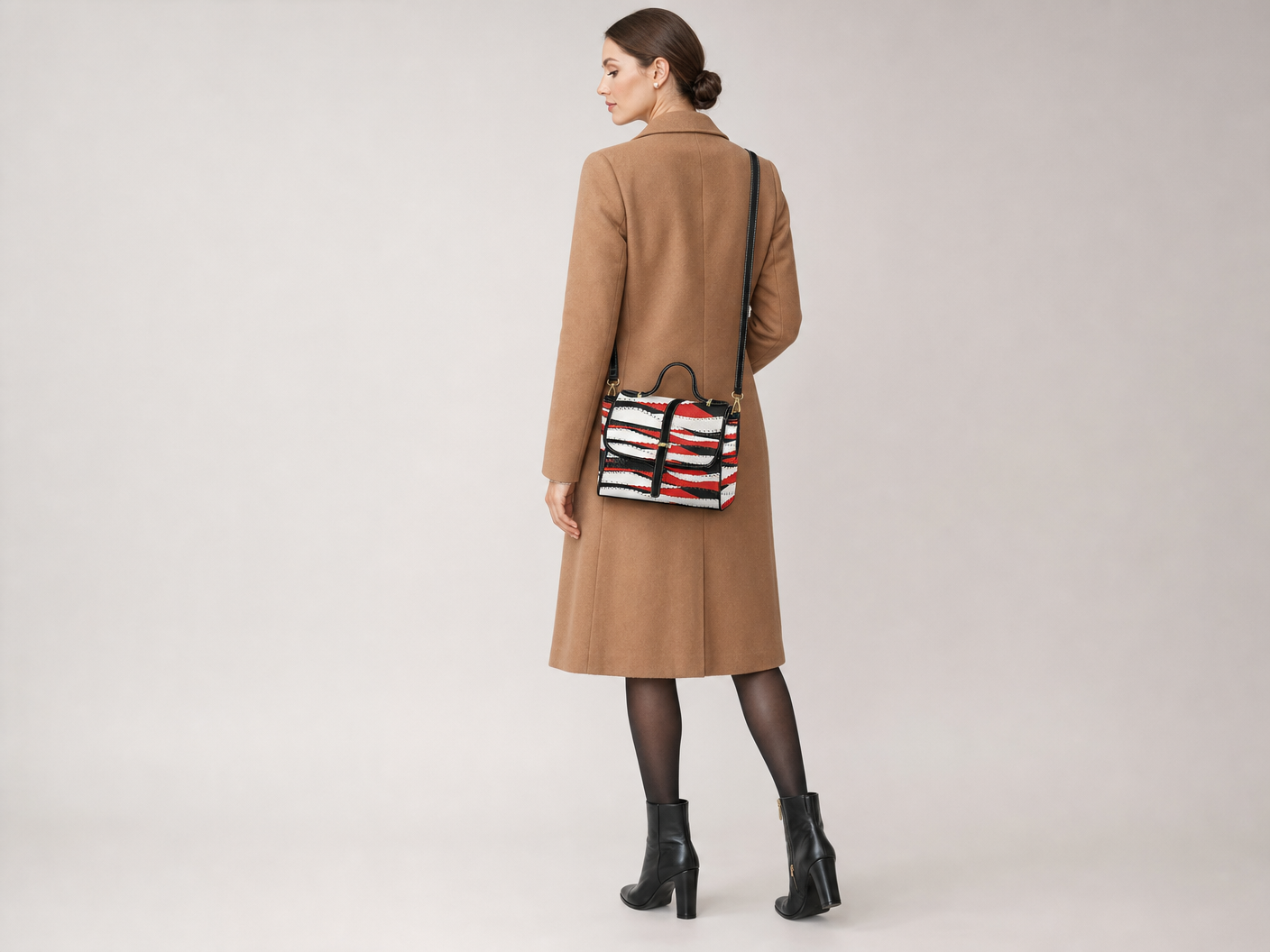Rich and Rich Women's Red and Black Curve Leather Satchel Bag