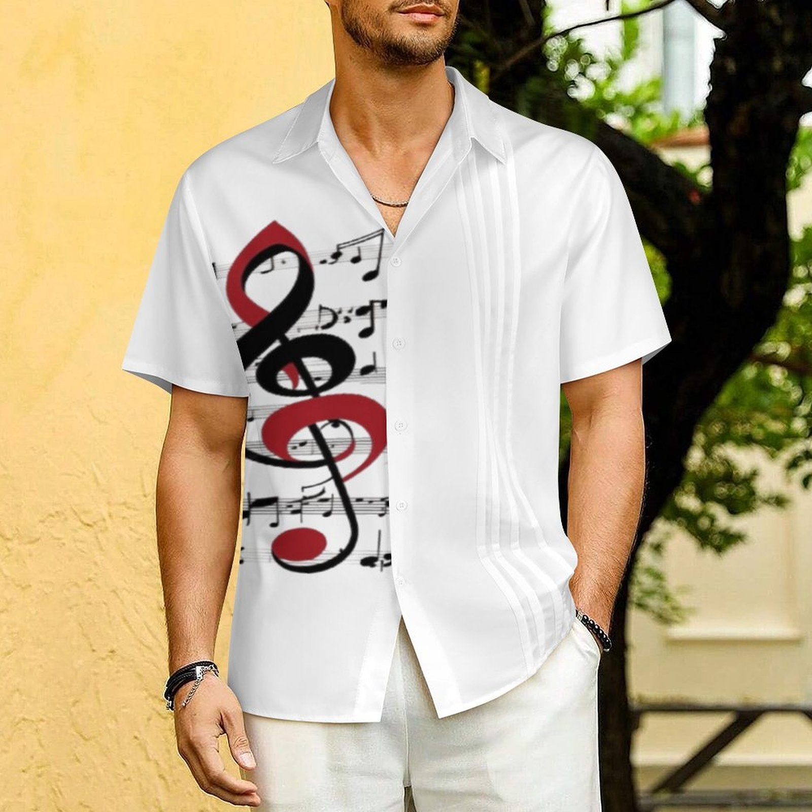 Men's short sleeve lapel collar shirt in light fabric with button front
