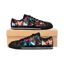 Load image into Gallery viewer, R&amp;RH Graffiti-style Women&#39;s  Abstract Sneakers
