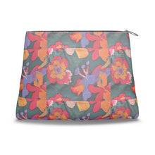 Load image into Gallery viewer, Clutch Purse
