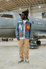 Load image into Gallery viewer, New Rich Denim Jacket (Denim)
