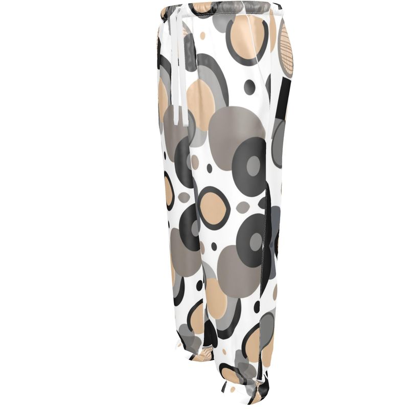 Men's luxury pajama bottoms with mother of pearl buttons and relaxed fit