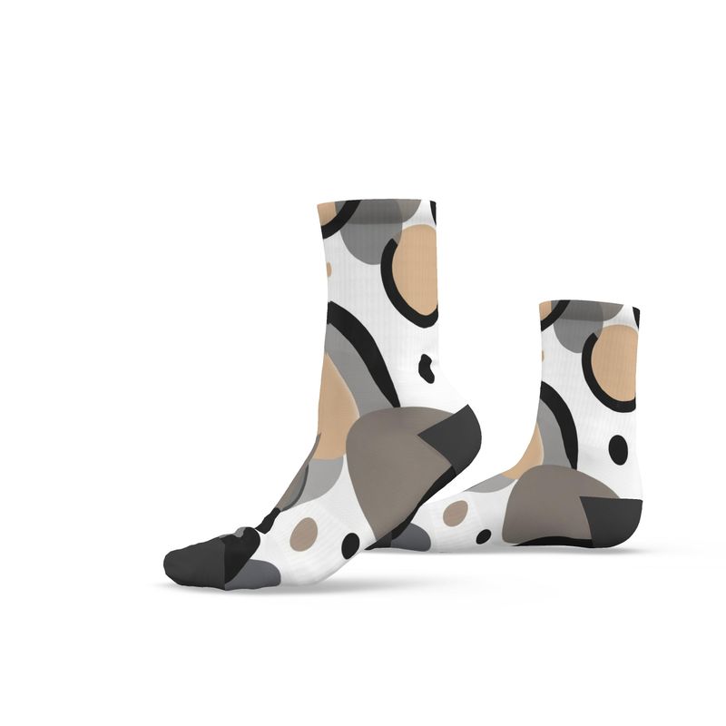 Pair of crew socks with circular dimension print, ribbed cuff and arch support, unisex — product detail