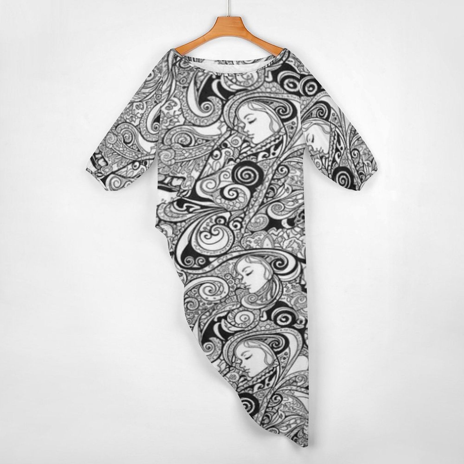 Rich and Rich Black and White Abstract Women's Off Shoulder Two-piece Set