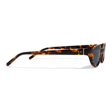 Load image into Gallery viewer, Monaco Amor Cat Eye Sunglasses
