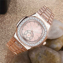 Load image into Gallery viewer, Men&#39;s Diamond Watches Fashion Alloy Band Gift Timepieces
