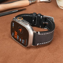 Load image into Gallery viewer, Universal Vintage Leather Band – 20-26mm for Apple Watch &amp; Traditional Watches – Italian Cowhide
