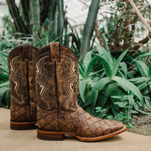 Load image into Gallery viewer, Soto Boots Men&#39;s Pirarucu Print Cowboy Boots H4015
