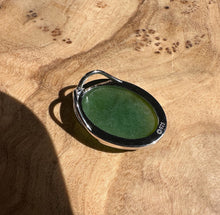 Load image into Gallery viewer, Bright Green Canadian Jade Pendant - 5189
