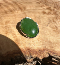 Load image into Gallery viewer, Bright Green Canadian Jade Pendant - 5189
