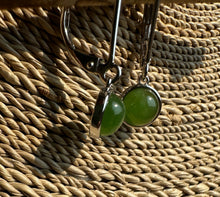 Load image into Gallery viewer, Jade Round Leaverback Earrings 6mm
