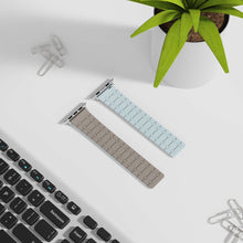 Load image into Gallery viewer, Color - blocking magnetic silicone apple watch strap
