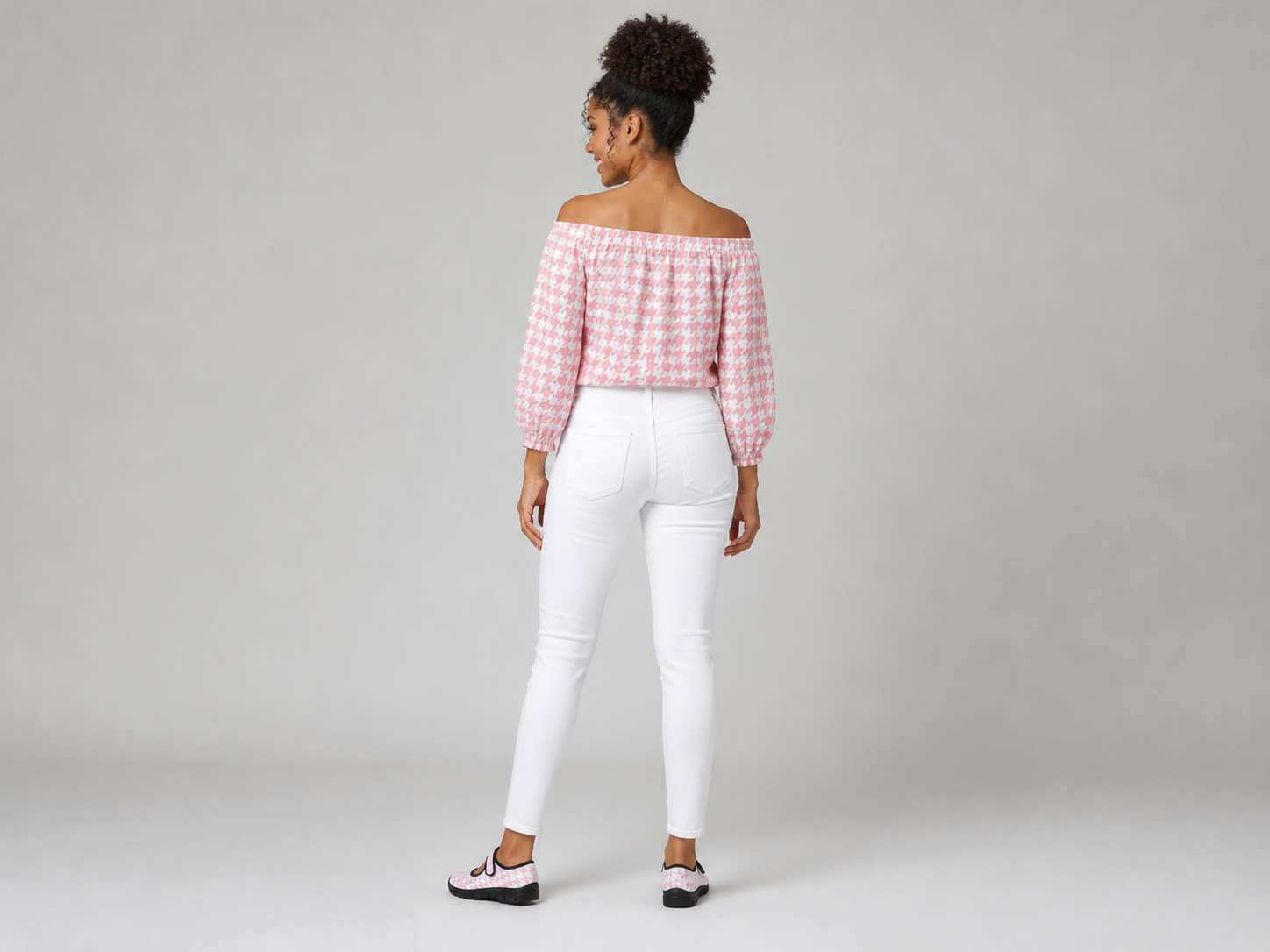 Rich and Rich Pink Houndstooth Women's Mary Jane's