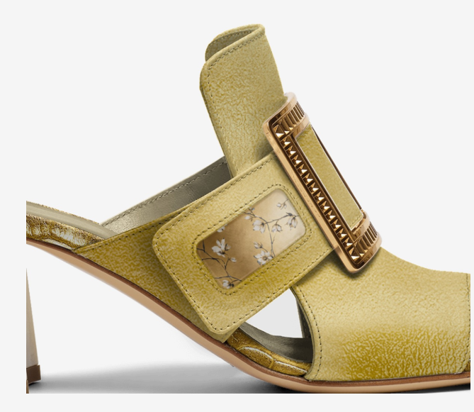 Rich and Rich YellowTea Women's Yellow Gold Sandals