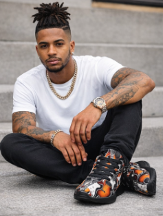 Rich and Rich Orange Pattern Men's Guitar Sneakers