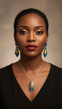 Load image into Gallery viewer, Rich and Rich Blue Oval Women's Necklace
