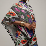 Floral wide-leg women's pants with drawstring waist and two pockets in a cotton-like fabric