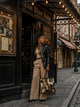 Load image into Gallery viewer, Rich and Rich Retro Jazz Vibes &amp; Saxophone Women's PU Leather Tote Bag | Vintage Music-Inspired Fashion Handbag
