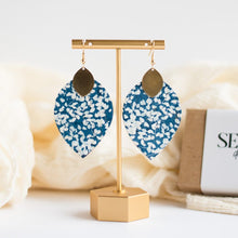 Load image into Gallery viewer, Bluebell Cora Earrings
