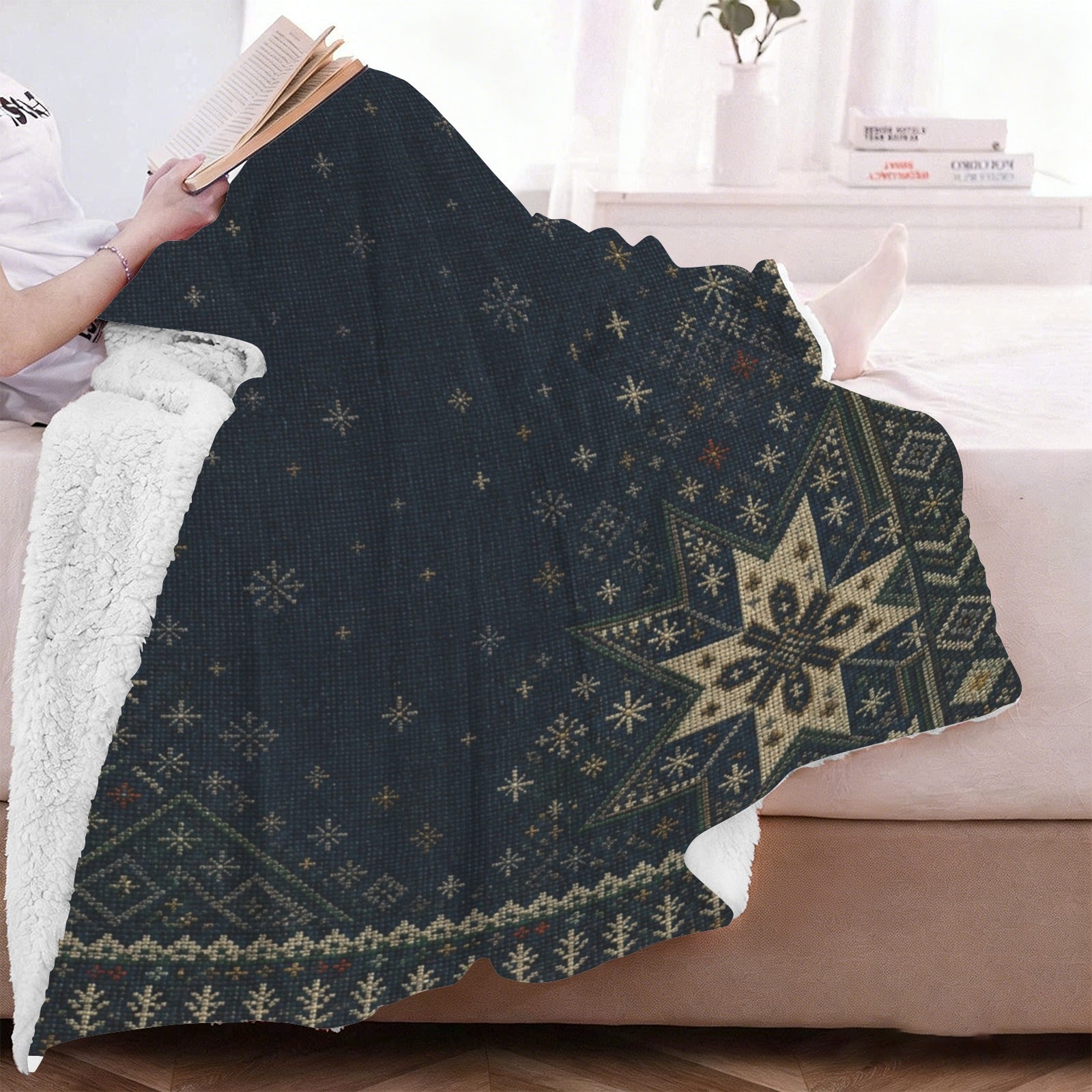 Rich and Rich Nordic Snowflake Sherpa Fleece Throw 60 x 80 - Rich and Rich Homeopportunities