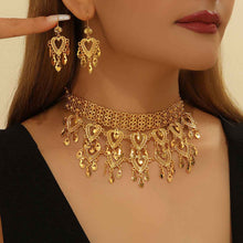 Load image into Gallery viewer, 3-Piece Retro Heart Leaf Jewelry Set - Vintage Necklace and Earrings
