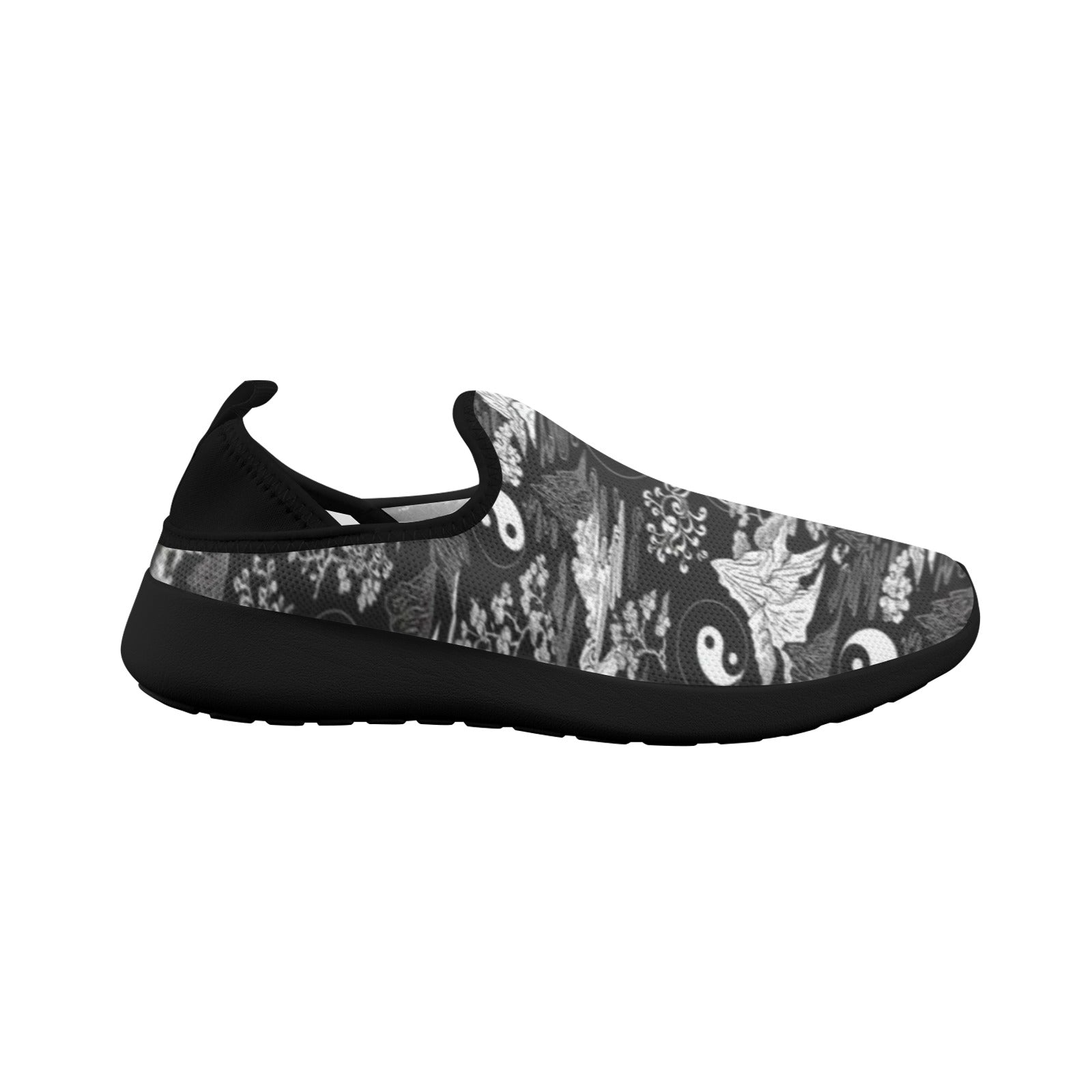 Rich and Rich Black White Feng Shui Women's Fly Weave Drop-in Heel