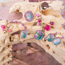 Load image into Gallery viewer, Flamingo Pink Agate Golden Statement Ring
