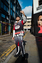 Load image into Gallery viewer, Paperchaser Windbreaker Pullover (Black)
