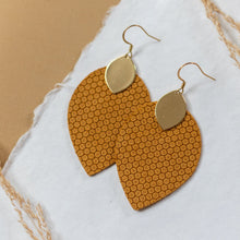 Load image into Gallery viewer, Honey Mustard Cora Earrings
