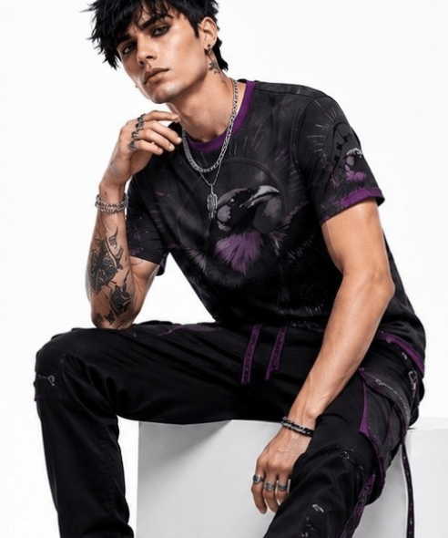 Men's multicolor all-over print cotton T-shirt with round neckline and soft texture