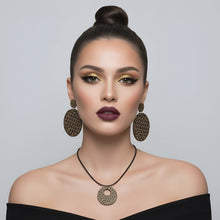 Load and play video in Gallery viewer, Rich and Rich Safari Animal Print Organic Wooden Women's Necklace

