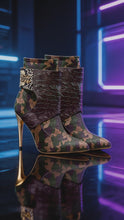 Load and play video in Gallery viewer, Rich and Rich Conchita Camo Future Women's Stiletto
