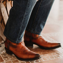 Load image into Gallery viewer, Men&#39;s Snip Toe Cowboy Boots Tan (H50030) | Soto Boots

