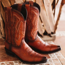 Load image into Gallery viewer, Men&#39;s Snip Toe Cowboy Boots Tan (H50030) | Soto Boots
