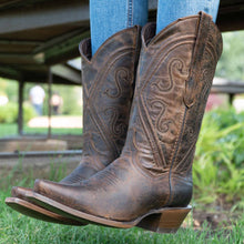 Load image into Gallery viewer, Cheyenne Cowgirl Boots | Women&#39;s Snipped Toe Leather Boots (M50041)
