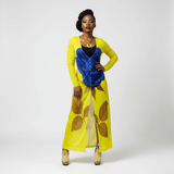 Long yellow cardigan with blue rose print, V-neck and full-length button-through silhouette